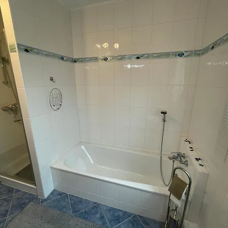 Strandpalais Whg 1 דירה קושהאבן